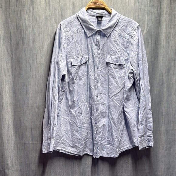 Torrid Soft Blue Casual button up Top size 2XL - Picture 3 of 8